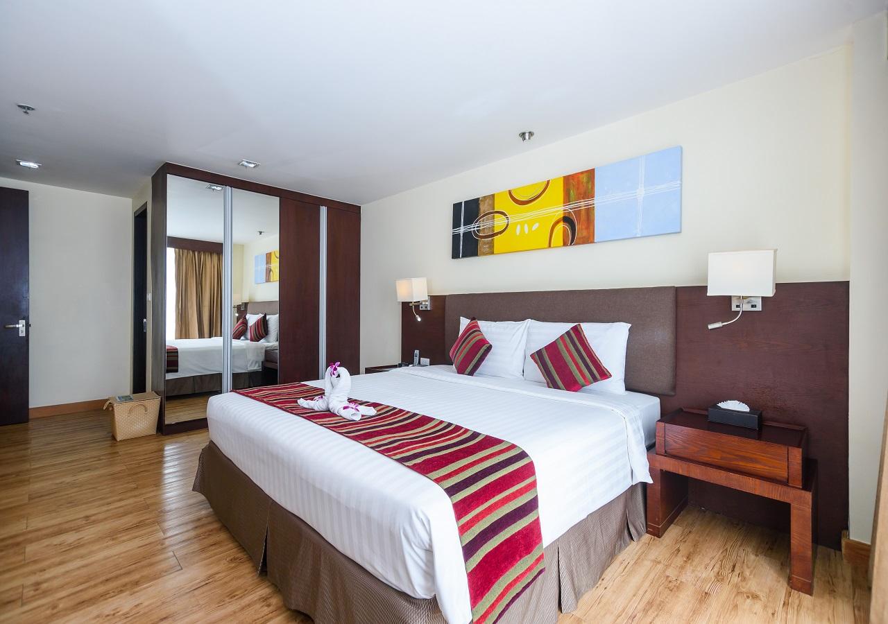 Lohas Residences Sukhumvit 2 Банкок Екстериор снимка