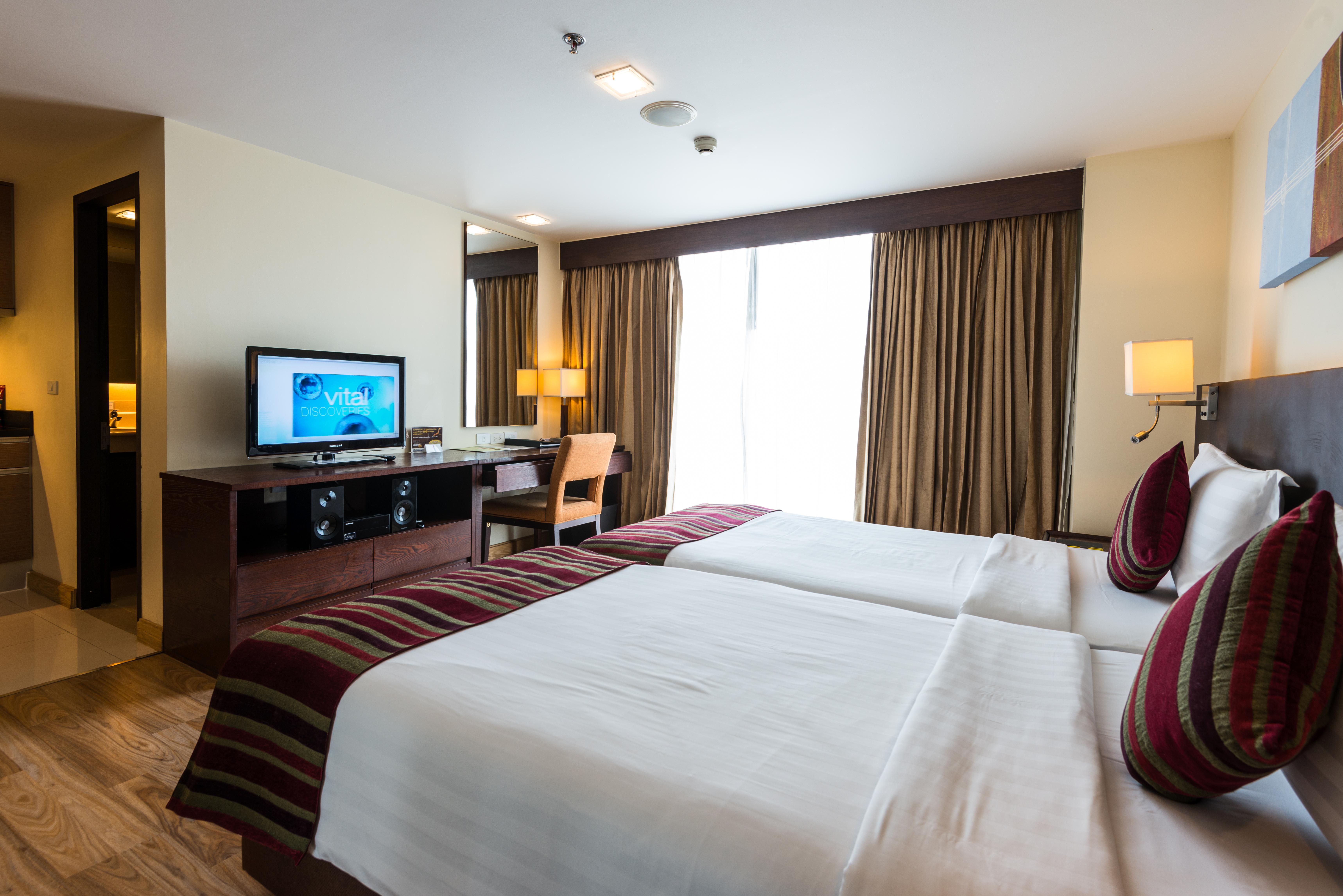 Lohas Residences Sukhumvit 2 Банкок Екстериор снимка