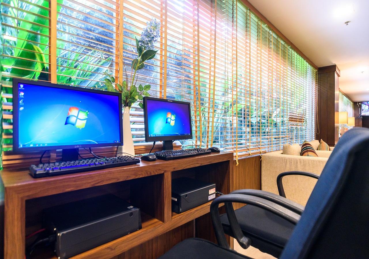 Lohas Residences Sukhumvit 2 Банкок Екстериор снимка