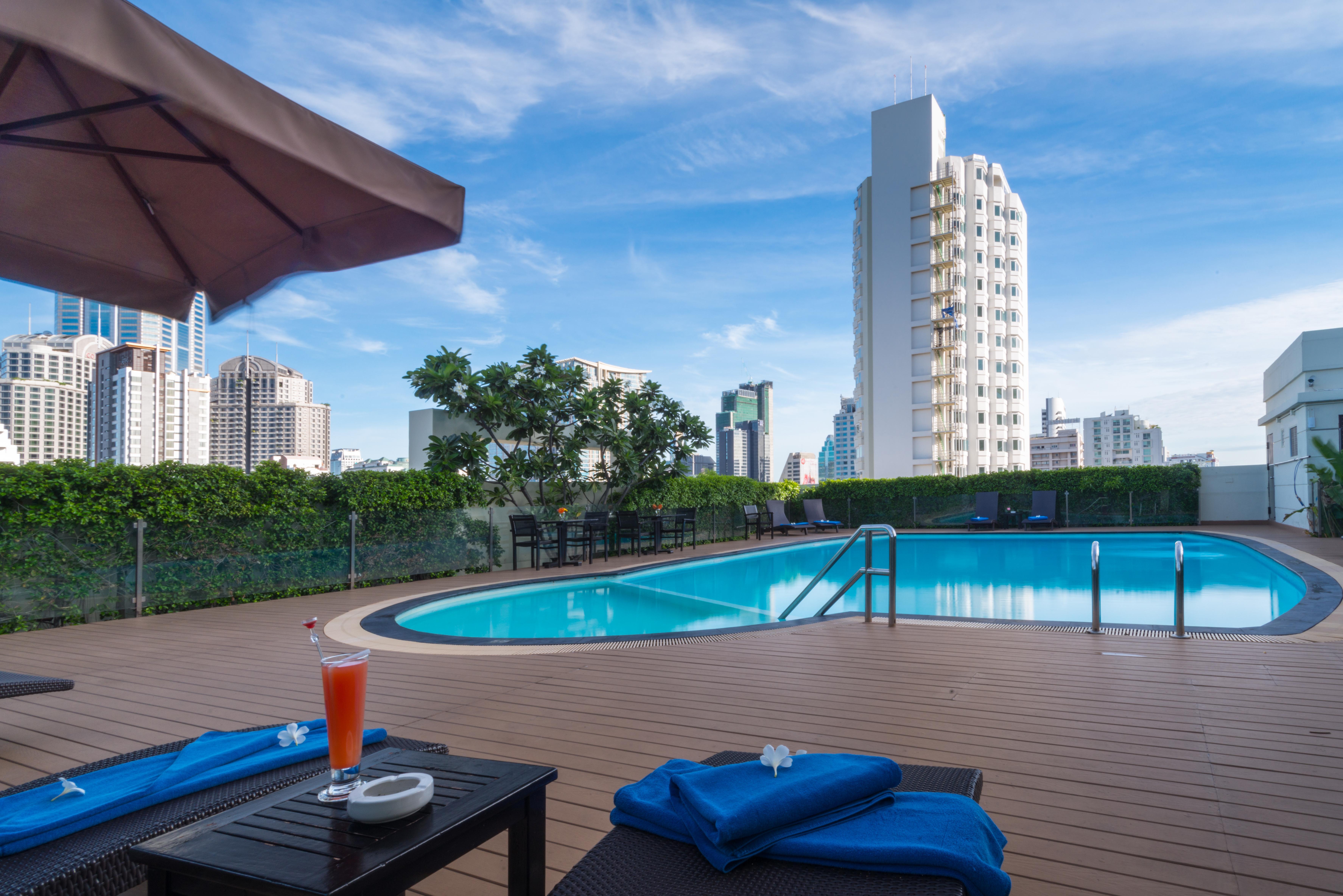 Lohas Residences Sukhumvit 2 Банкок Екстериор снимка
