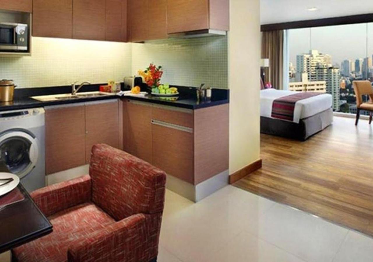 Lohas Residences Sukhumvit 2 Банкок Екстериор снимка