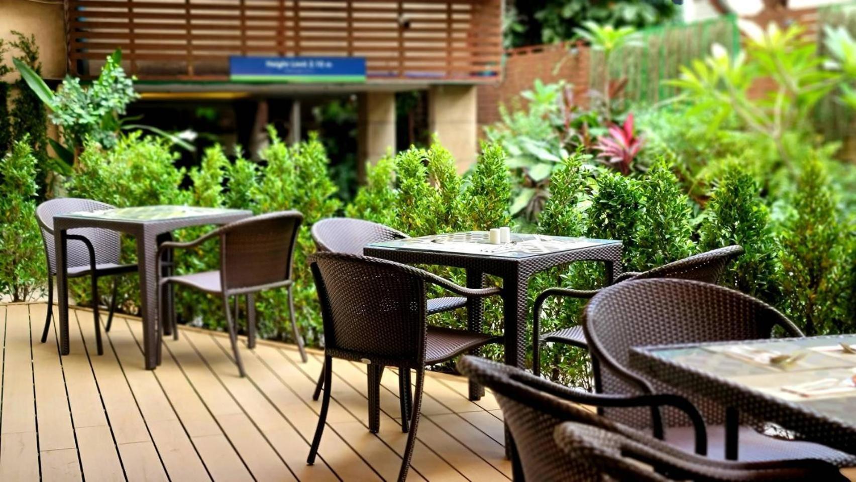 Lohas Residences Sukhumvit 2 Банкок Екстериор снимка
