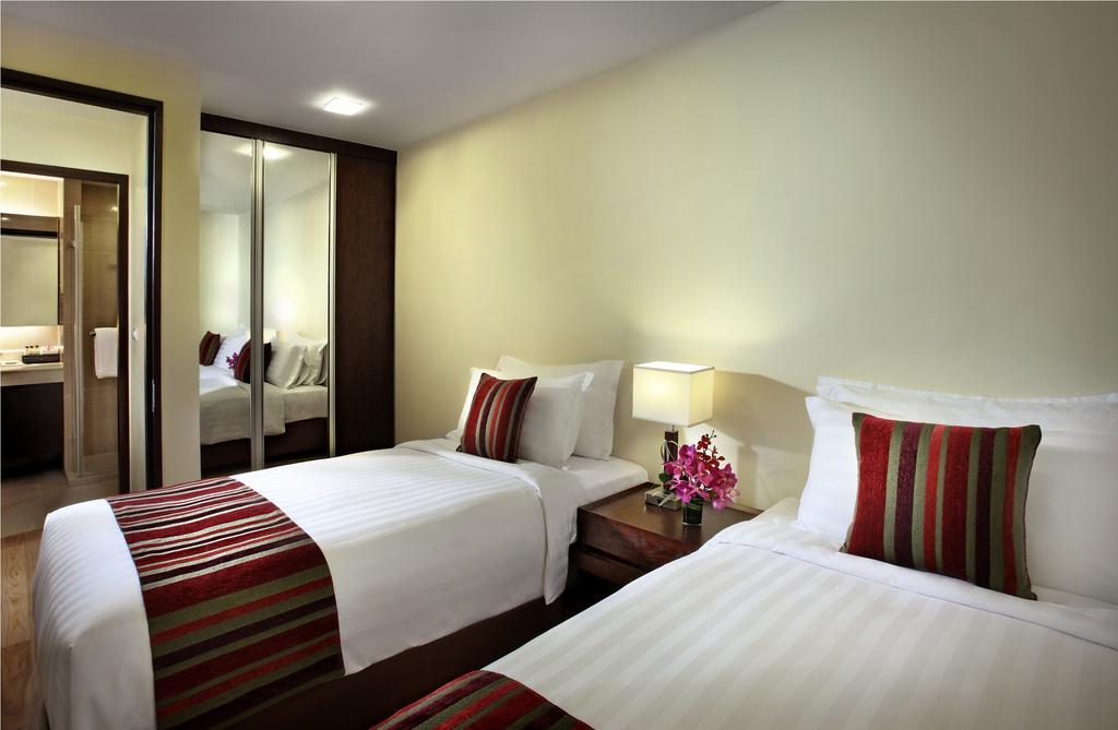 Lohas Residences Sukhumvit 2 Банкок Екстериор снимка