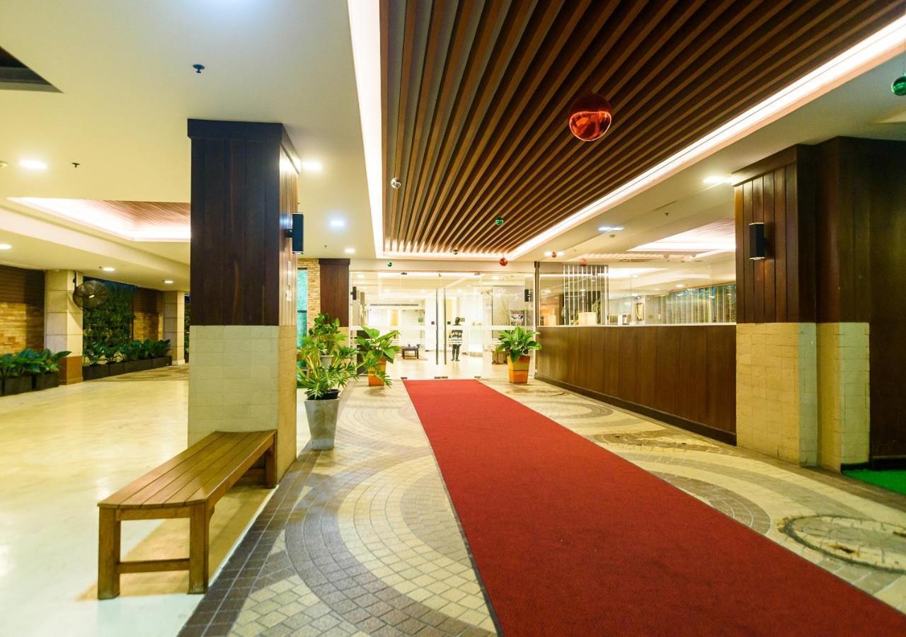 Lohas Residences Sukhumvit 2 Банкок Екстериор снимка