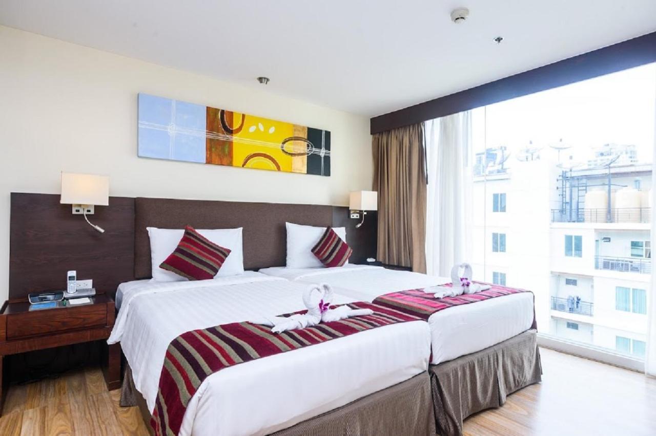 Lohas Residences Sukhumvit 2 Банкок Екстериор снимка